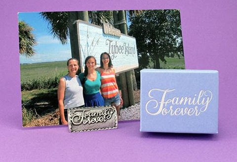Vilmain Pewter - Family Forever Photo Stand