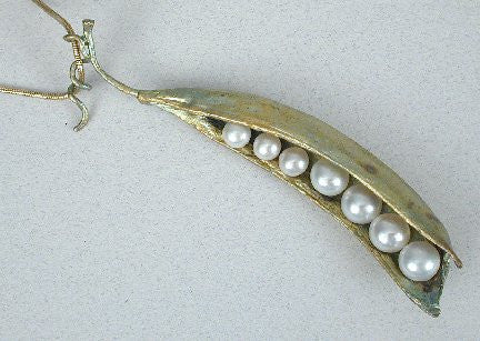 Silver Seasons - Michael Michaud - Peapod Necklace