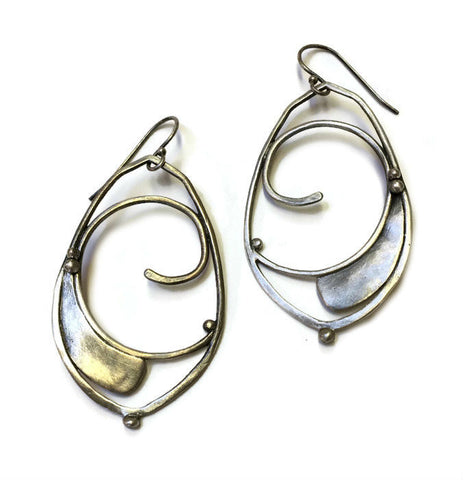 Julia Britell Jewelry - Medium Swirl Earrings