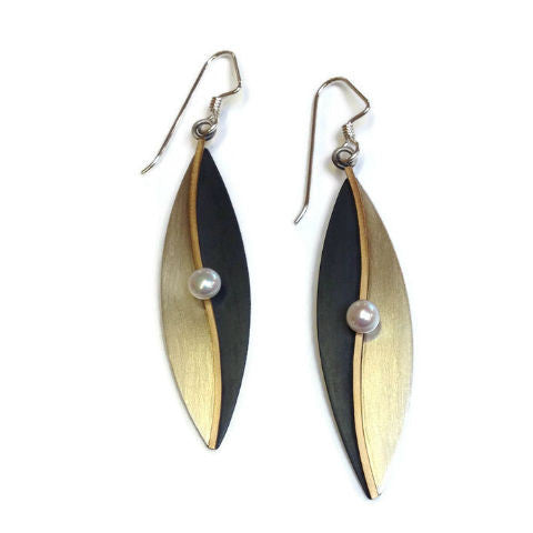 Mar Jewelry - Black and White Earrings