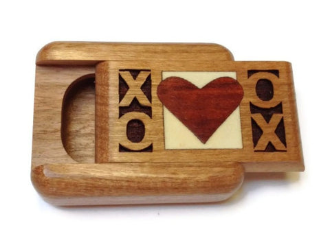 Heartwood Creations - Secret Boxes - Hugs & Kisses